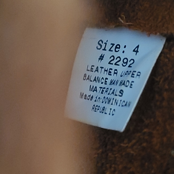 Minnetonka double fringe side zip boots Sz 4 - Picture 6 of 8